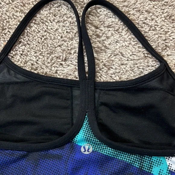 Lululemon top - Picture 4 of 5